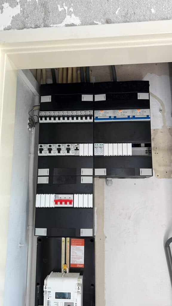 Elektricien aan het werk